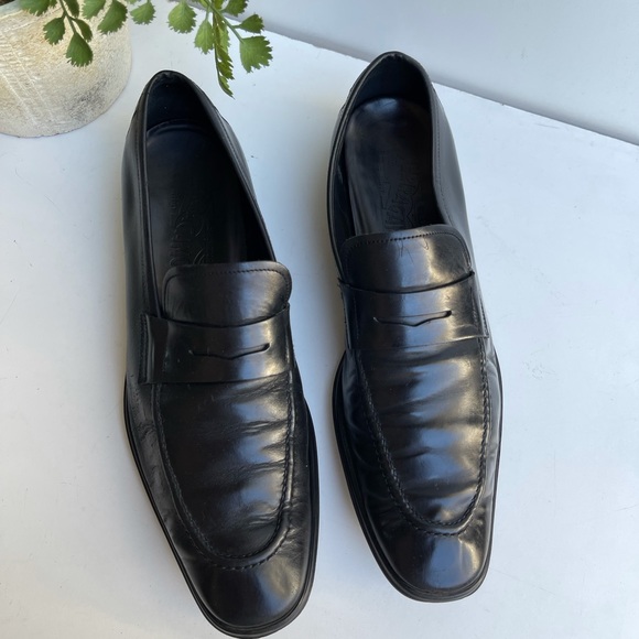Salvatore Ferragamo🍂🍁black leather Loafers 7.5 - Picture 3 of 9